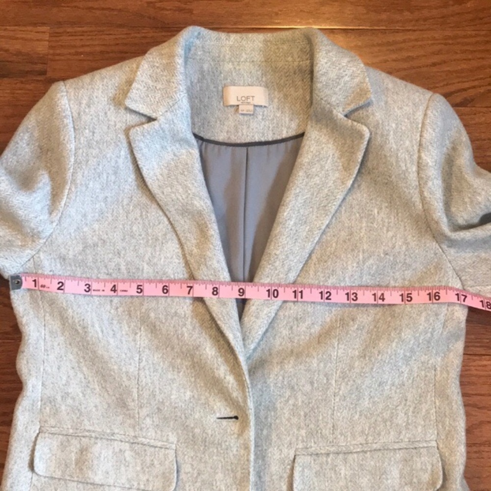 LOFT | Herringbone Knit Blazer - Picture 7 of 9